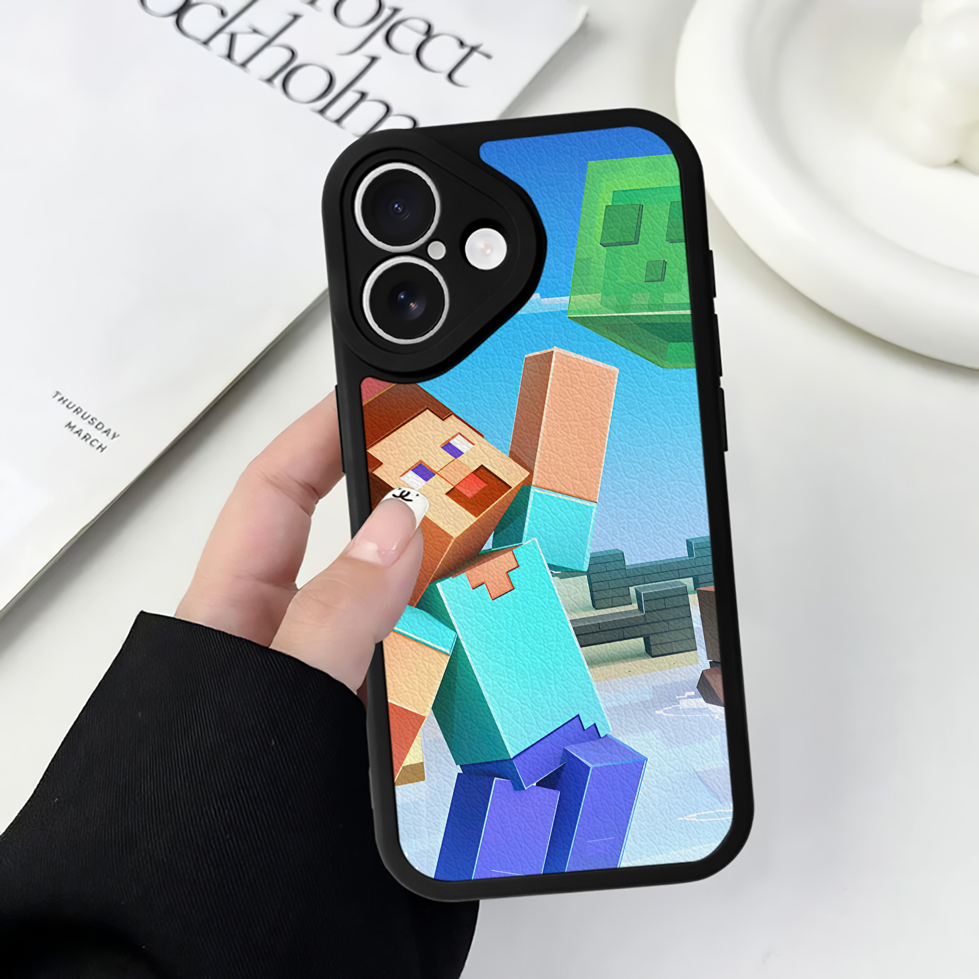 （画像用） マインクラフト ブロックの世界 Minecraft MC Block world 【iPhone 16シリーズ対応】シリコンスマホケース（レザー調） 材質：シリコン